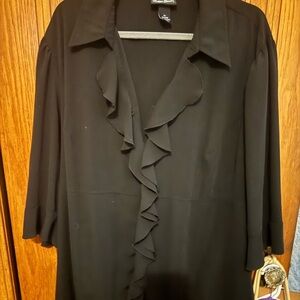 Maggie Barnes Classic Black Top